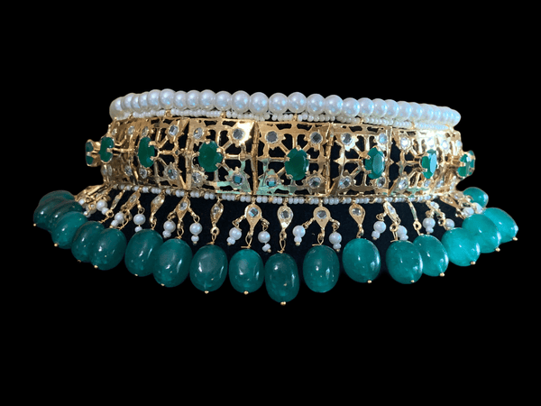 C110 jadavi lacha in emerald beads (SHIPS IN 2 WEEKS )