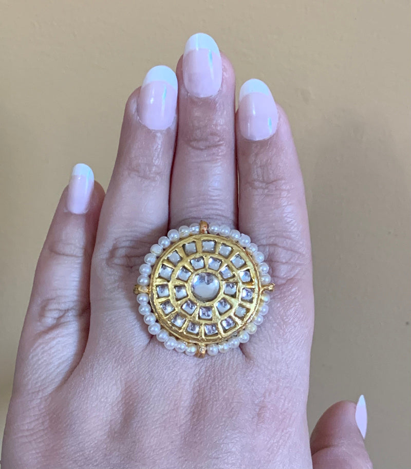 Kundan statement ring ( READY TO SHIP)