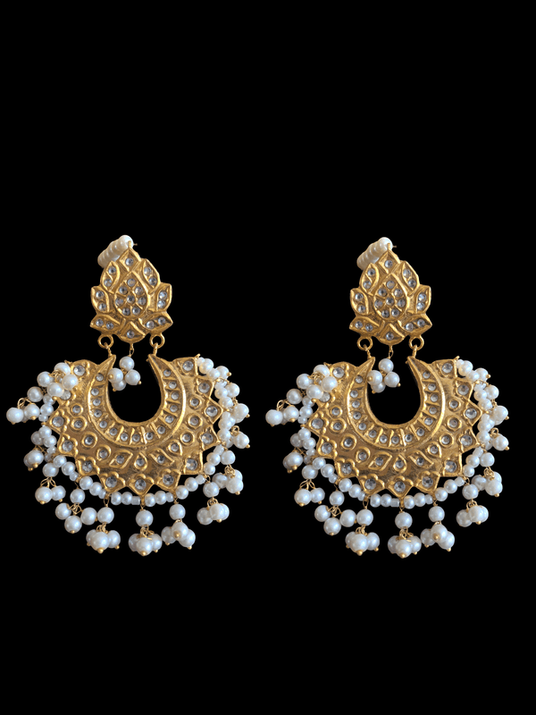 DER261 Eman kundan chandbali earrings with pearls( READY TO SHIP)