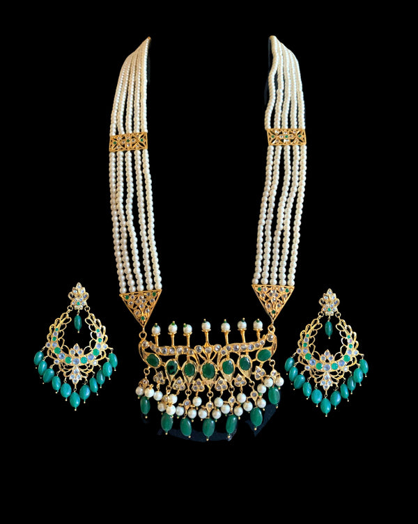 Tirmani in Rani haar style with Chandbali in green ( SHIPS IN 3 WEEKS )