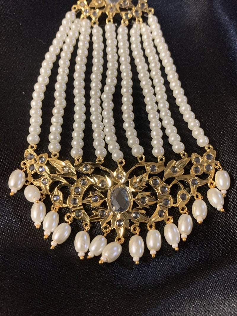 Inara jhoomar in pearls ( MADE UPON ORDER)