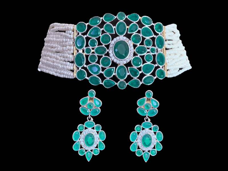 C148 Disha green   choker ( READY TO SHIP)