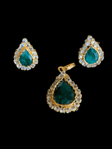 PS89 Pendant set with emerald   ( READY TO SHIP )