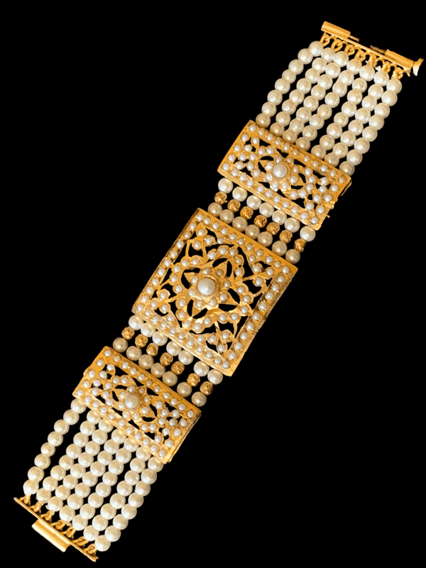 B62  Saira jadau bracelet in pearls  ( READY TO SHIP )