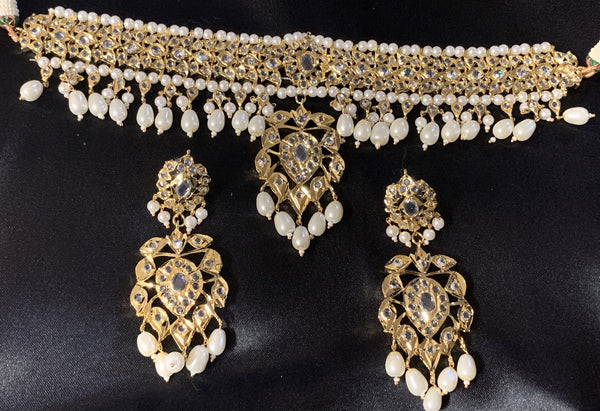 C6 Sahaj choker set in pearls (SHIPS IN 3 WEEKS)