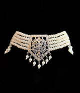 Indu choker in pearls with silver plating ( SHIPS IN 4 WEEKS)  )