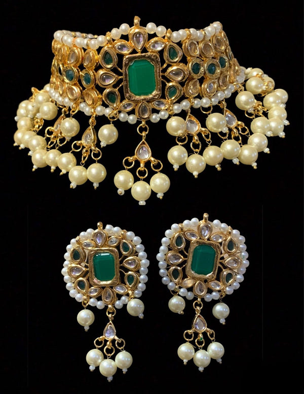 Radha kundan choker set green ( SHIPS IN 4 WEEKS )