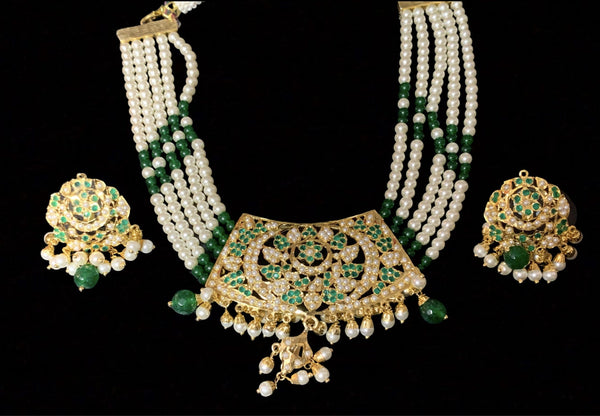 Ava necklace set in emeralds( READY TO SHIP )